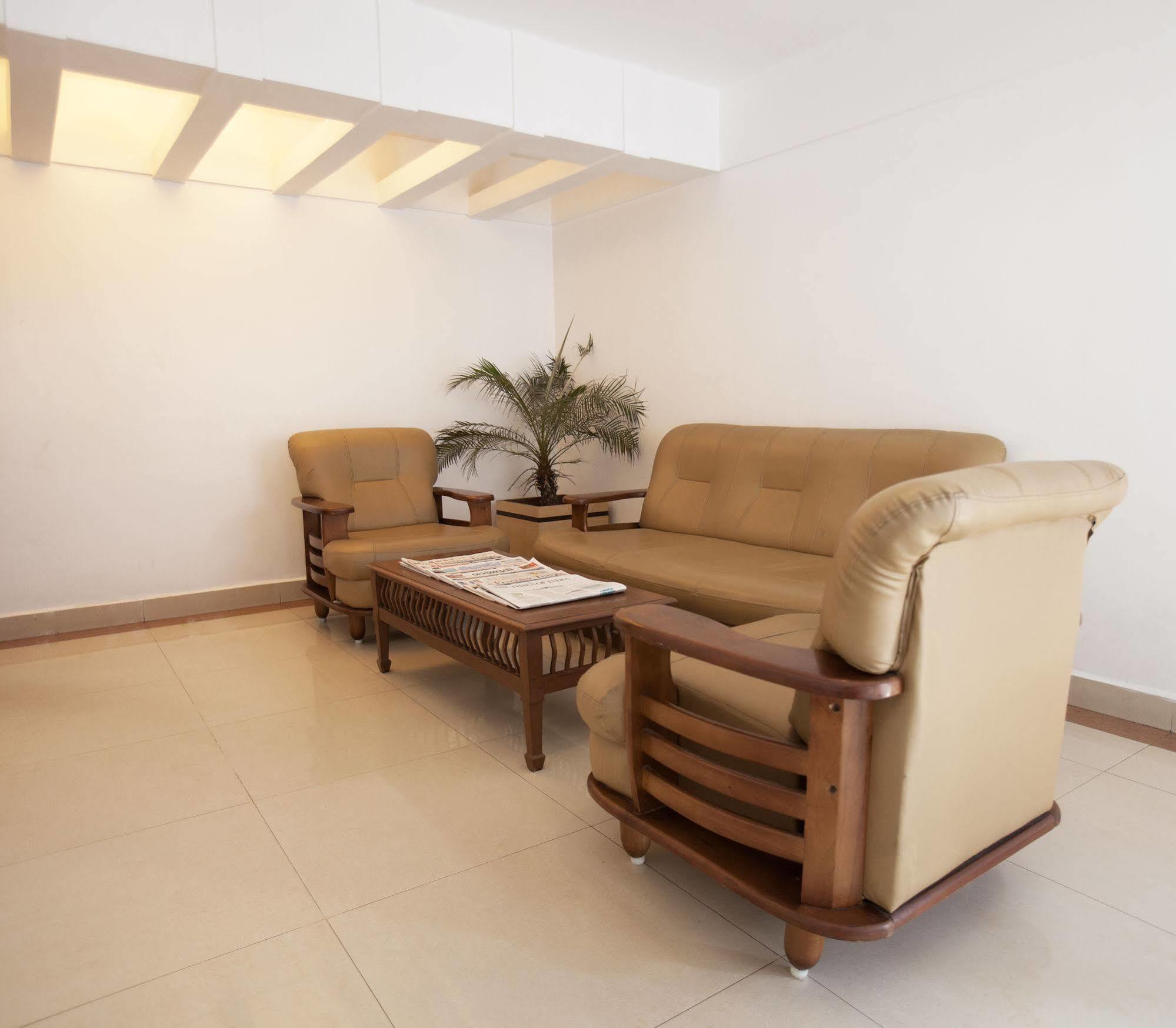 Hotel Crescent Inn Chennai Luaran gambar