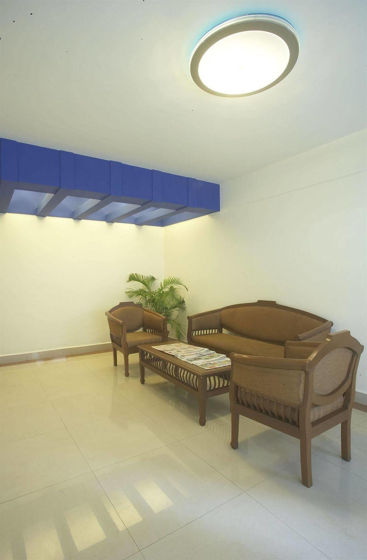 Hotel Crescent Inn Chennai Luaran gambar
